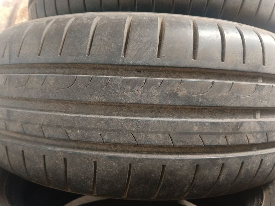 Продам шины R15 195/60