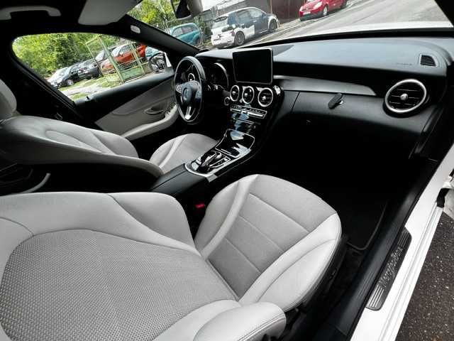 Mercedes-Benz C 220 (BlueTEC) 7G-TRONIC AMG Line