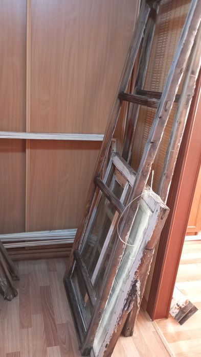 Отдам бесплатно деревянные окна