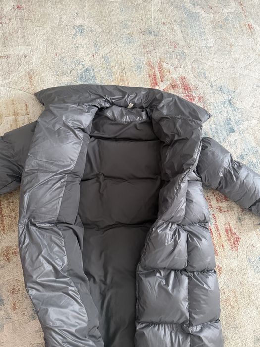 Пуховик 46 цена 30000