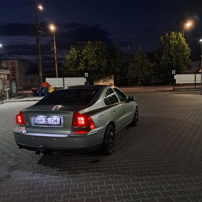 Vând sau schimb Volvo s 60