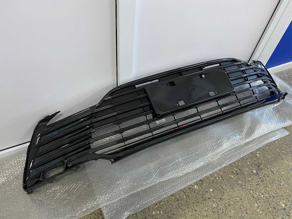 Решетка бампера для Toyota Camry 75