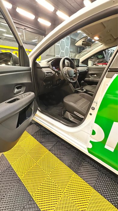 ATENTIE MASINILE SE PREDAU EXACT CA IN POZE / Bolt/Uber 600 lei/sapt  Exclusiv Bucuresti DACIA LOGAN 2024