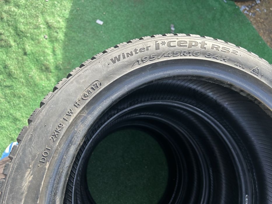 4 зимни гуми hankook 195 45 16