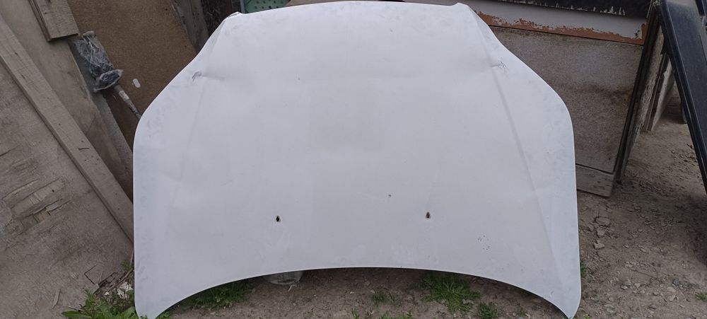 Продам капот NEXIA R3