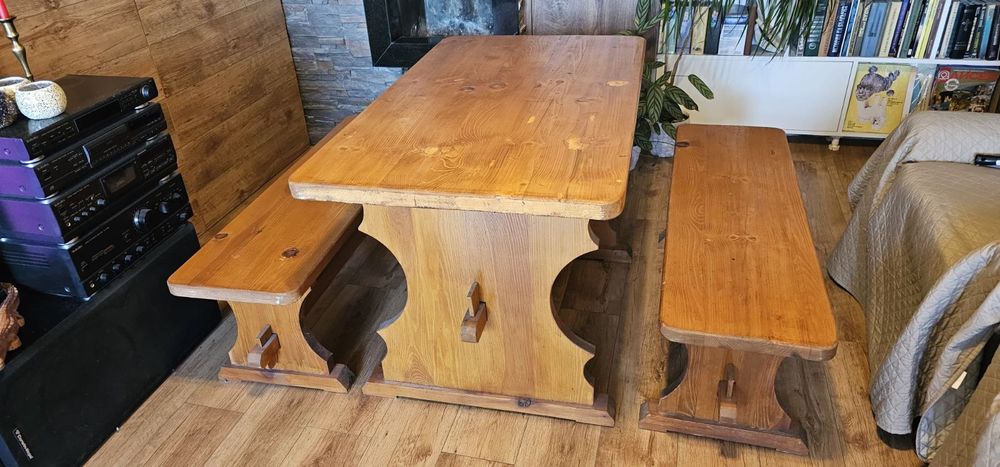 Дървена маса със столове Баварски стил