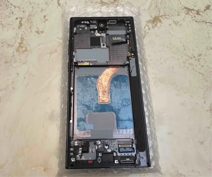 Продам Экран Samsung S- NOT- ZFLIP