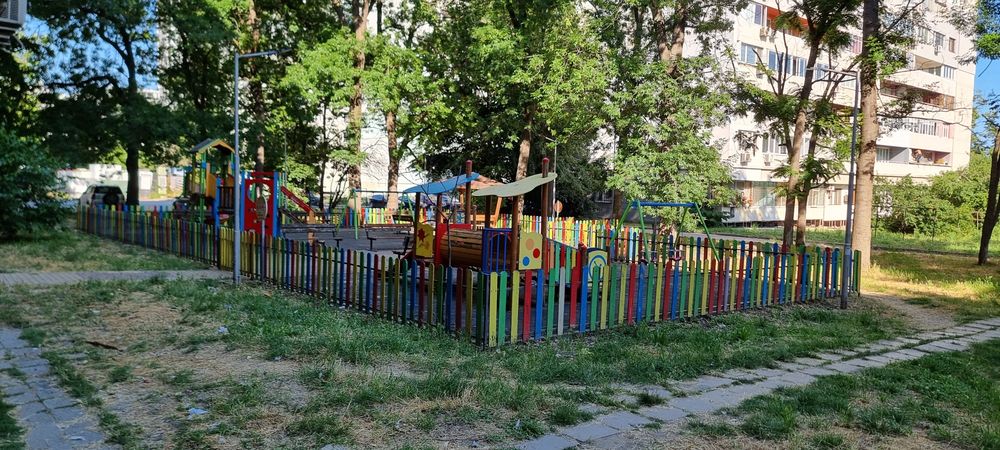 Продавам тристаен апартамент НА 100 МЕТРА ОТ МОРСКАТА ГРАДИНА ОТ СОБСТВЕНИК!!!