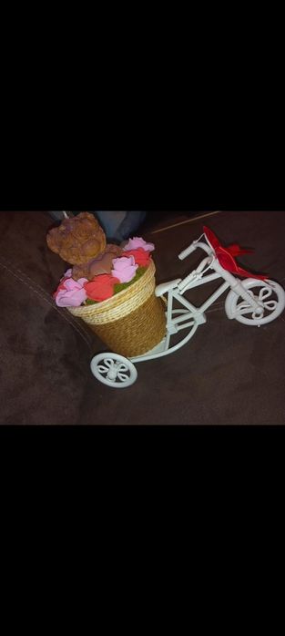 Продавам  аранжирани за вашия специален празник 8 март