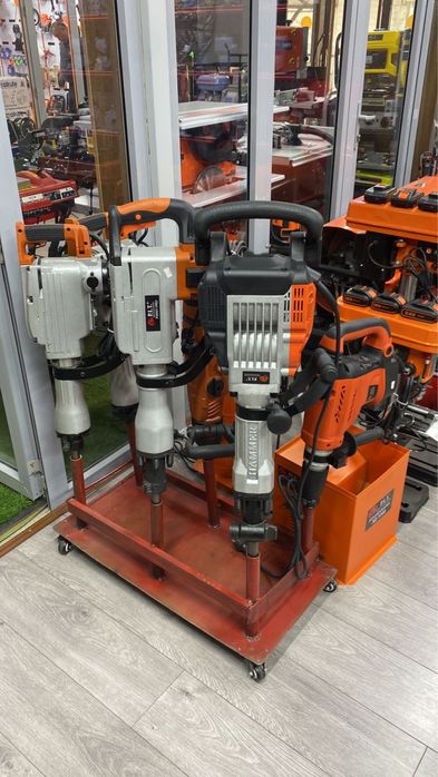 Отбойник, генератор, трамбовка, дрель. Аренда прокат инструмент