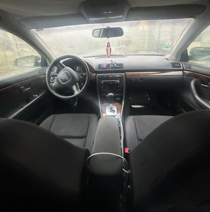 Vand/schimb  Audi a4b6 /2.0benzina  Automata