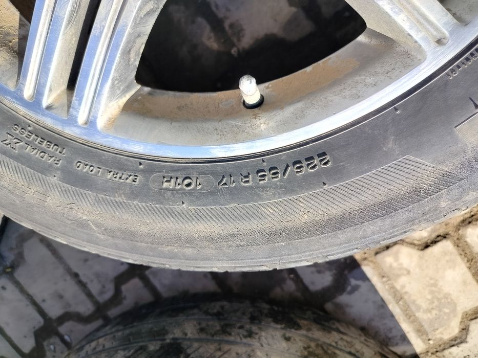 Продам резину р17 лето Мишлен