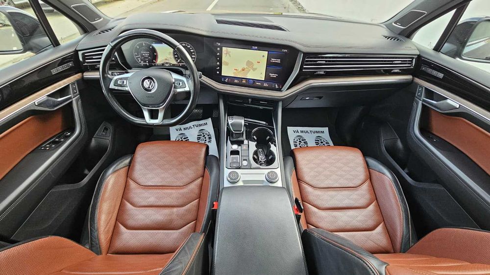 VW Touareg INDIVIDUAL 3.0TDI V6 286cp 4Motion 2018 Full Option