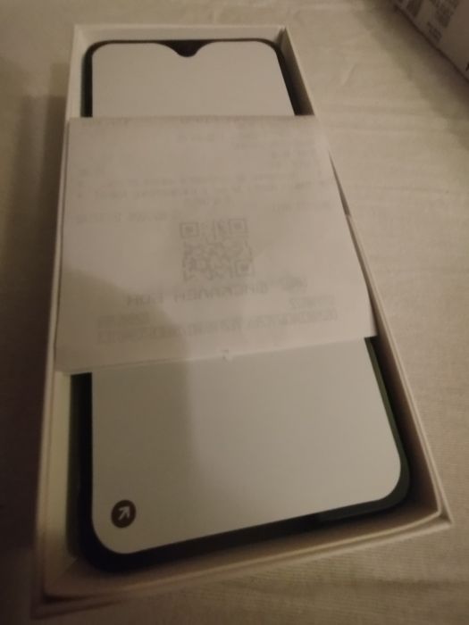 Чисто нов телефон HONOR 400 Smart