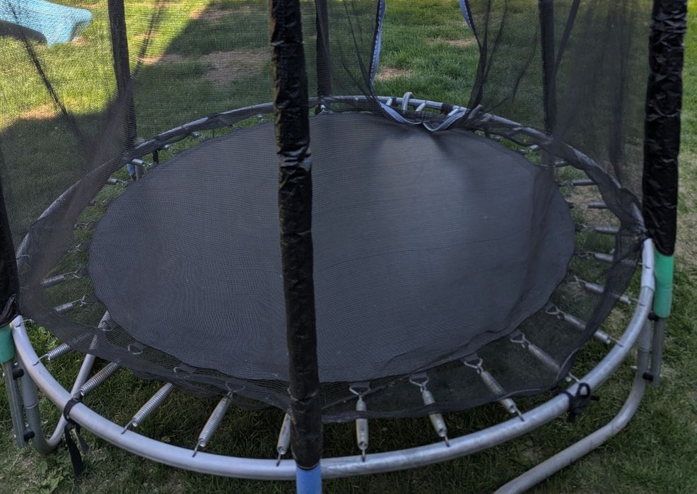 Trambulina 180 cm, cu plasa si scarita de acces