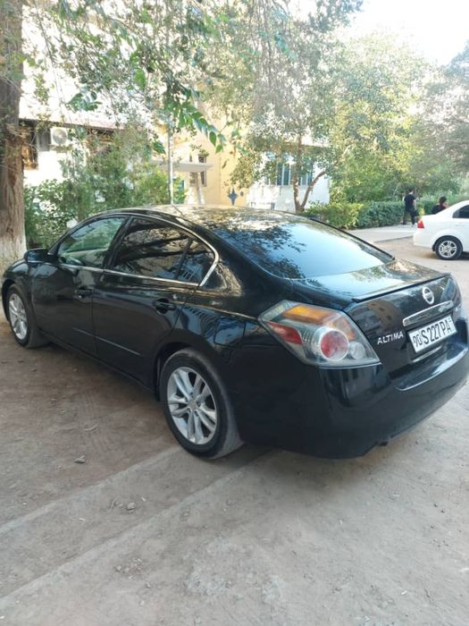 Nissan Altima 2007 yil