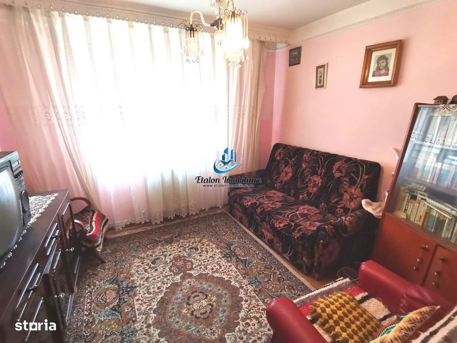 Apartament 4 camere semidecomandat, etaj 3, Maratei 2