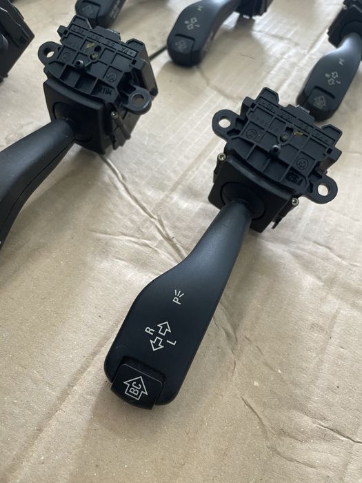 Всякакви лентови кабели /лостчета мигачи/чистачки/темпомат за бмв