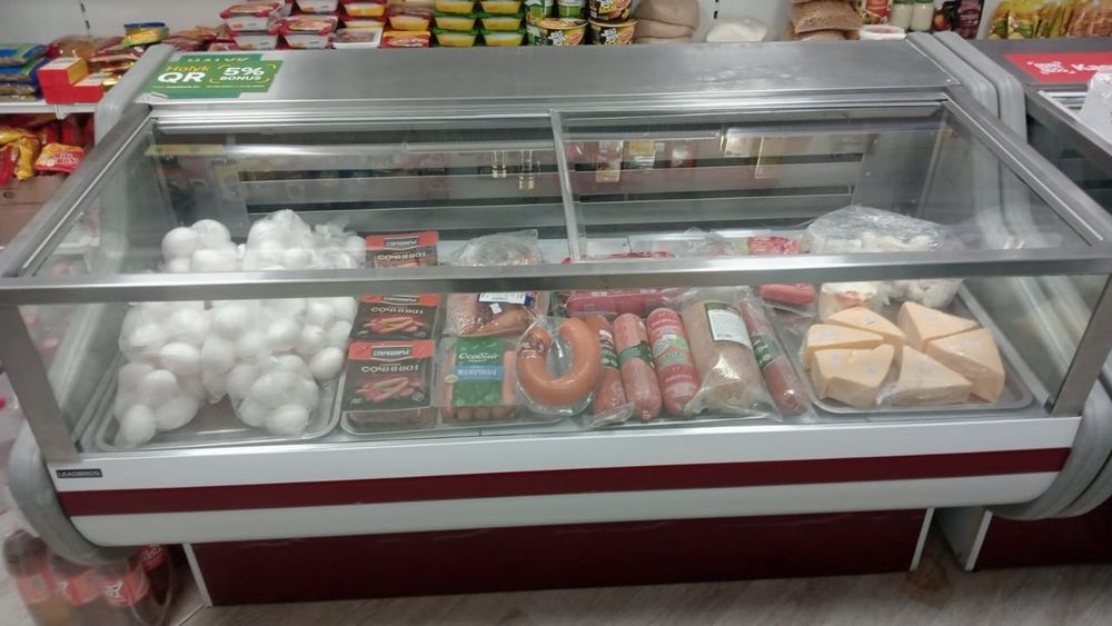 Продам ветринный холодильник