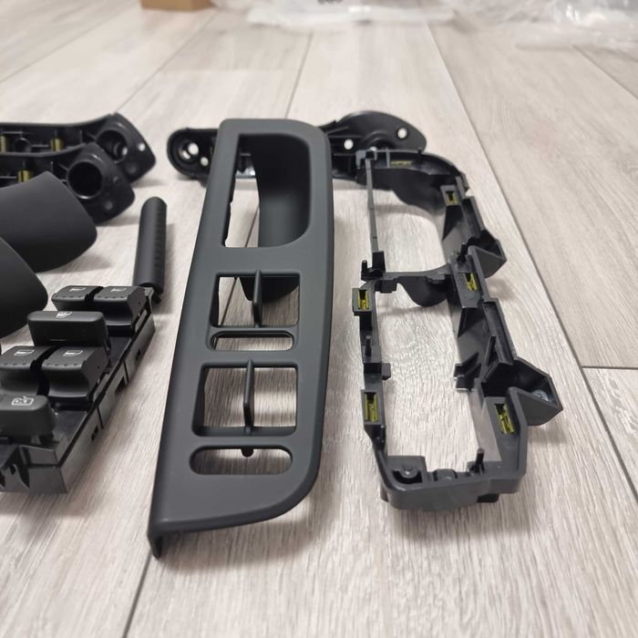 Produs NOU - Set complet manere interior si butoane geam Vw Golf IV 4 Bora 1997-2005