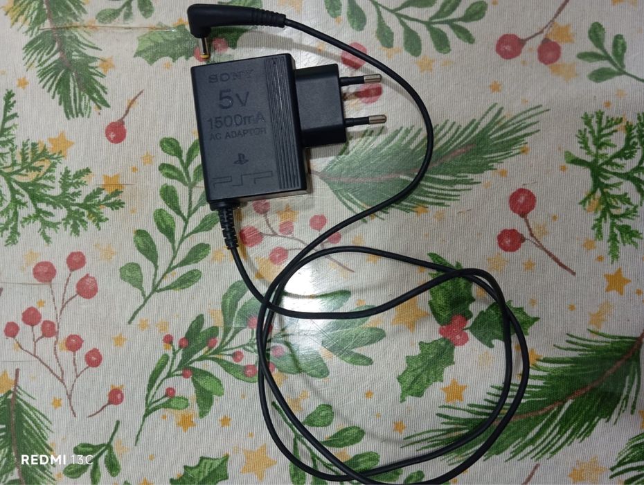 Продам PSP E1008 в отличном состоянии