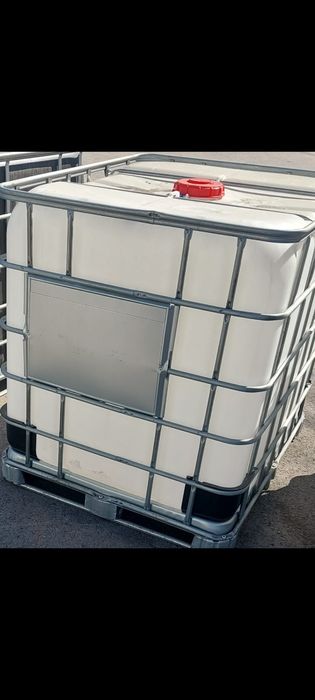 Бак 1000л евро Куб