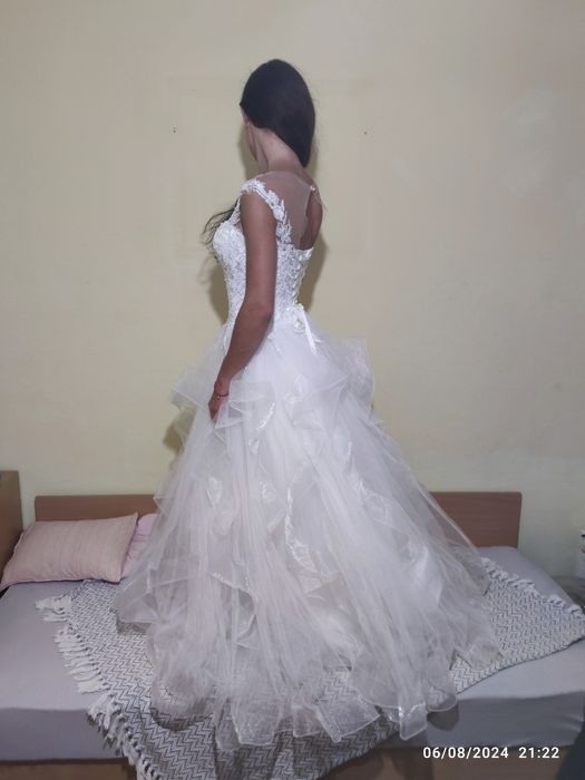 Булчинска рокля, нова