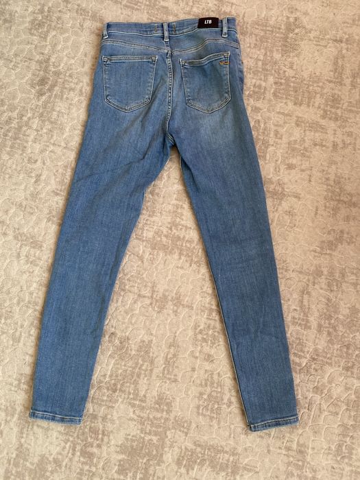 Дамски еластични дънки - LTB