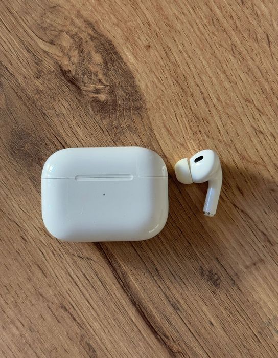 AirPods Pro 2 - 1 наушник + кейс Lightning