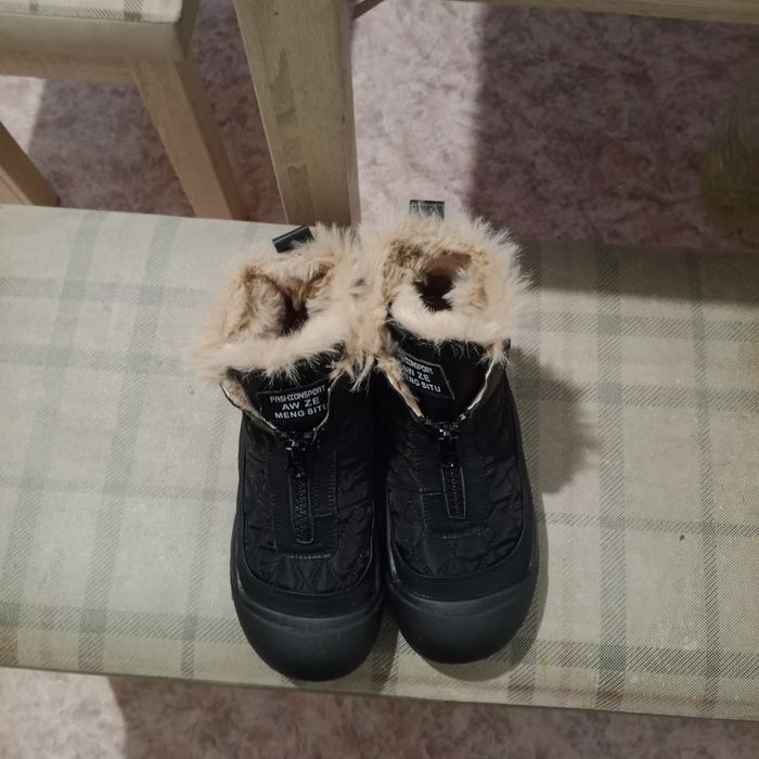 Зимни обувь  тёплый