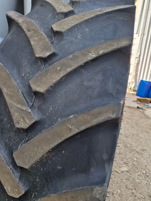 CAUCIUC tractor 540/65R38 marca Mitas