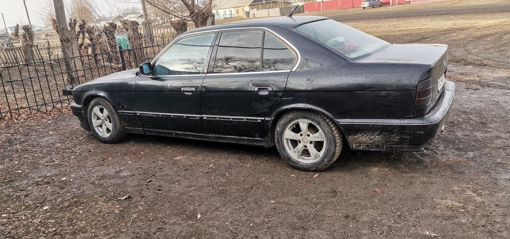 Продам Бмв е34 520