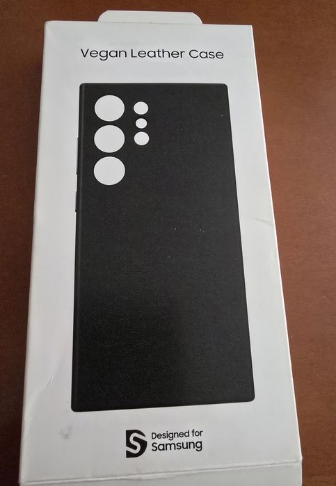 Два кейса за samsung galaxy S22 Ultra