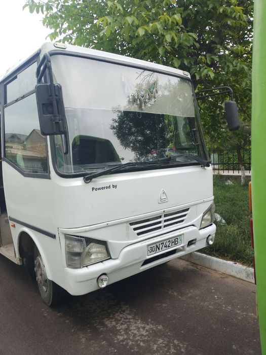 Isuzu np 21 sotiladi