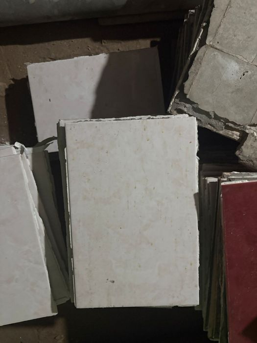 Продам кафель б/у