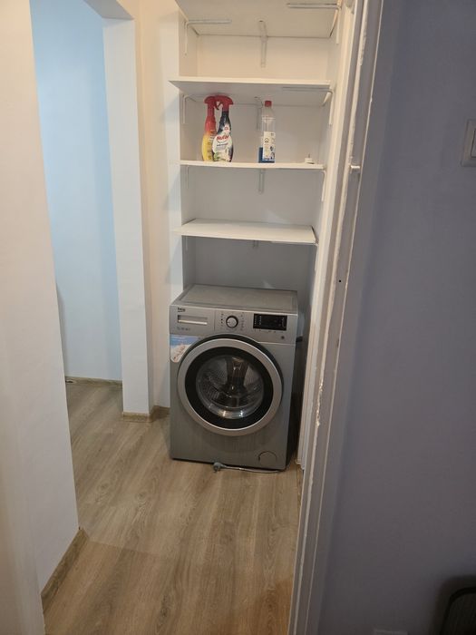 Închiriez apartament 3 camere cartier rovine