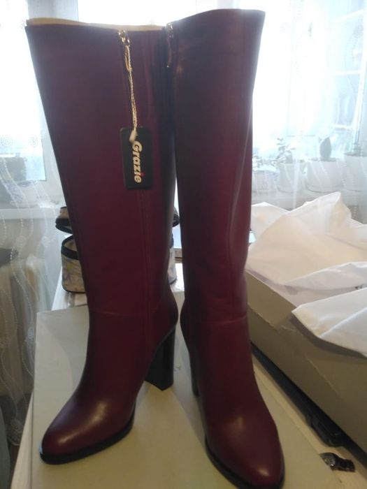 Женские сапоги - 35 размер