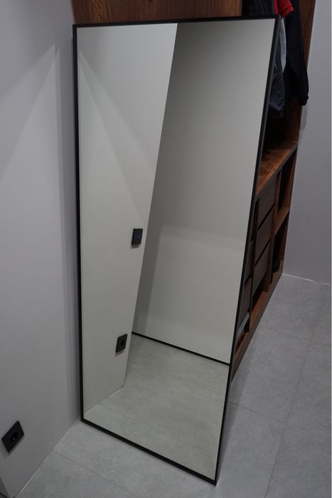 Зеркало напольное