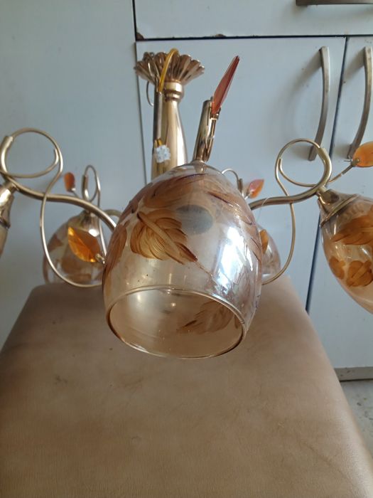 продам люстру бу пятирожковуюву