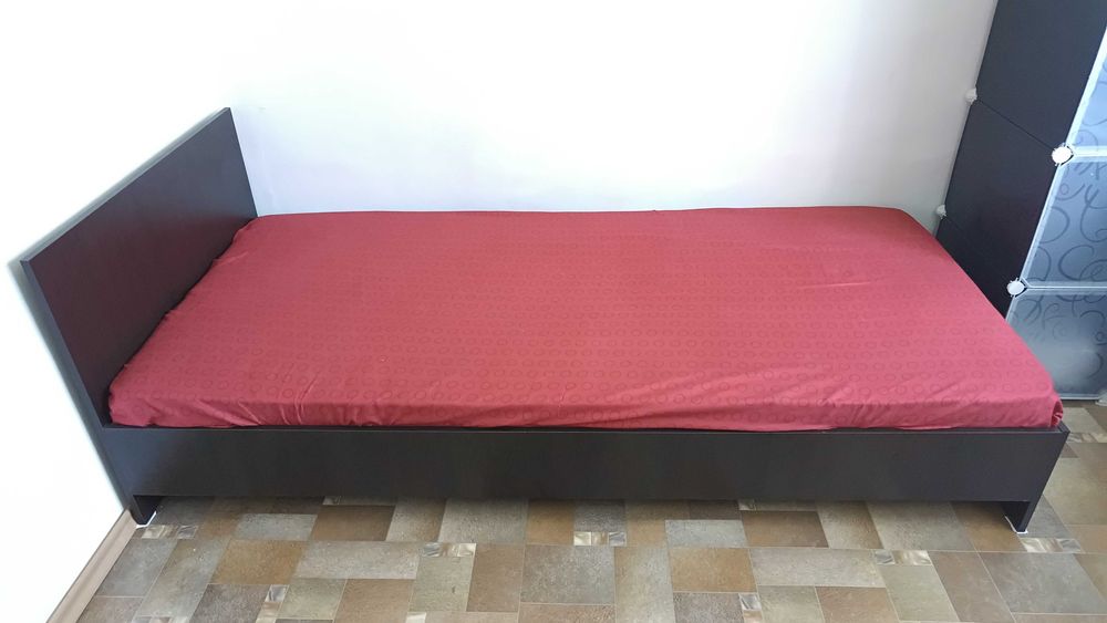Pat 90x200 negru (fara saltea)