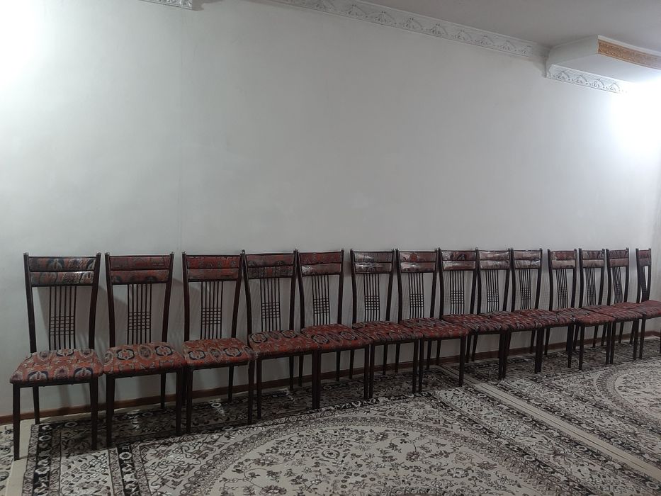 Стулы (темир, жагдайы зор)