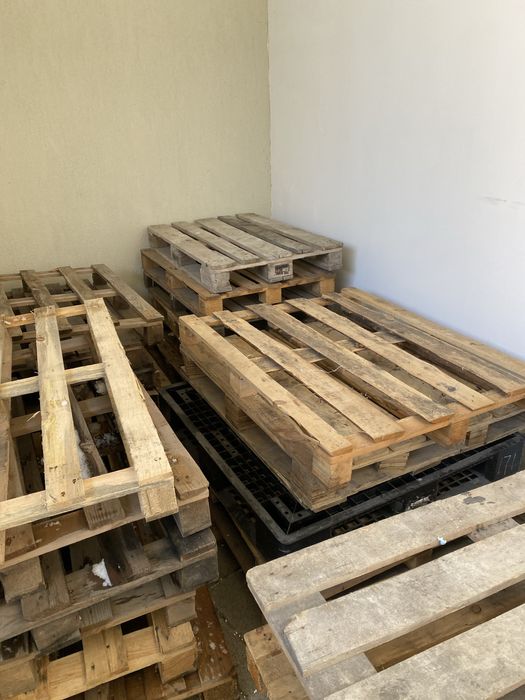 Палети,дървени скари