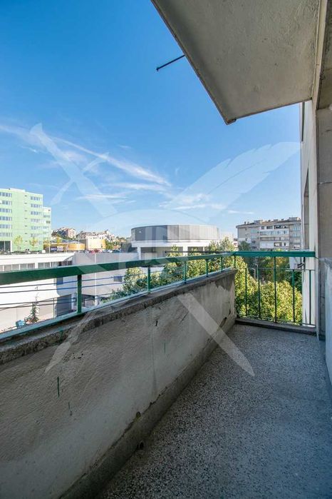 Продава се Двустаен апартамент в София, Оборище - 65 кв.м за 3939 €/кв.м - Снимка #9