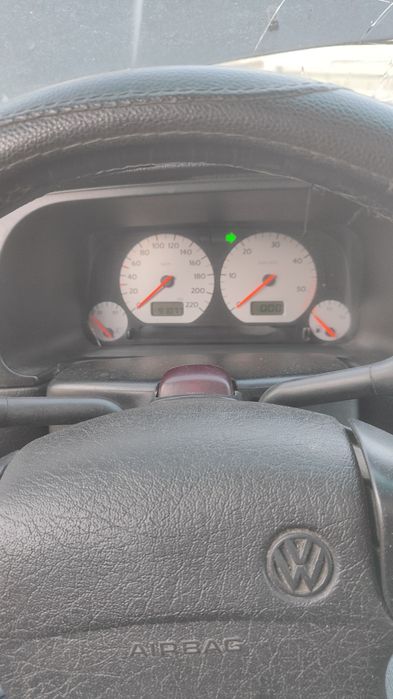 Volkswagen Golf 1998 diesel, 808 € — imagine 1