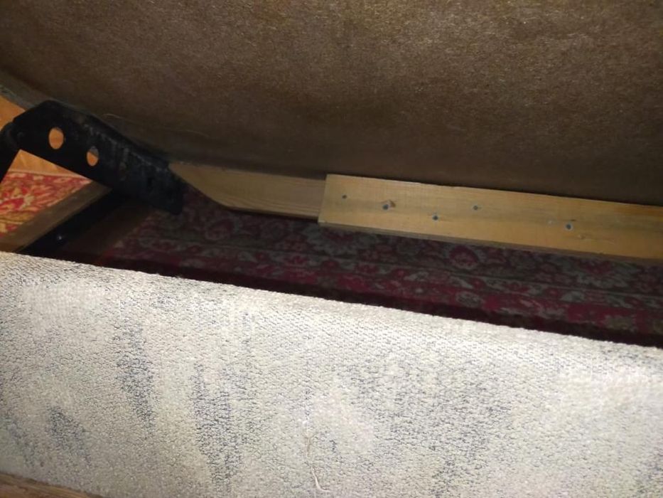 Продам диван уголок