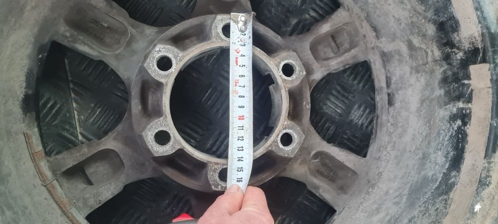 Легкосплавные б/у диски R16 6×139.7 4шт.
