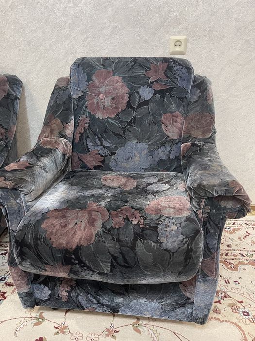 Диван и 2 кресла