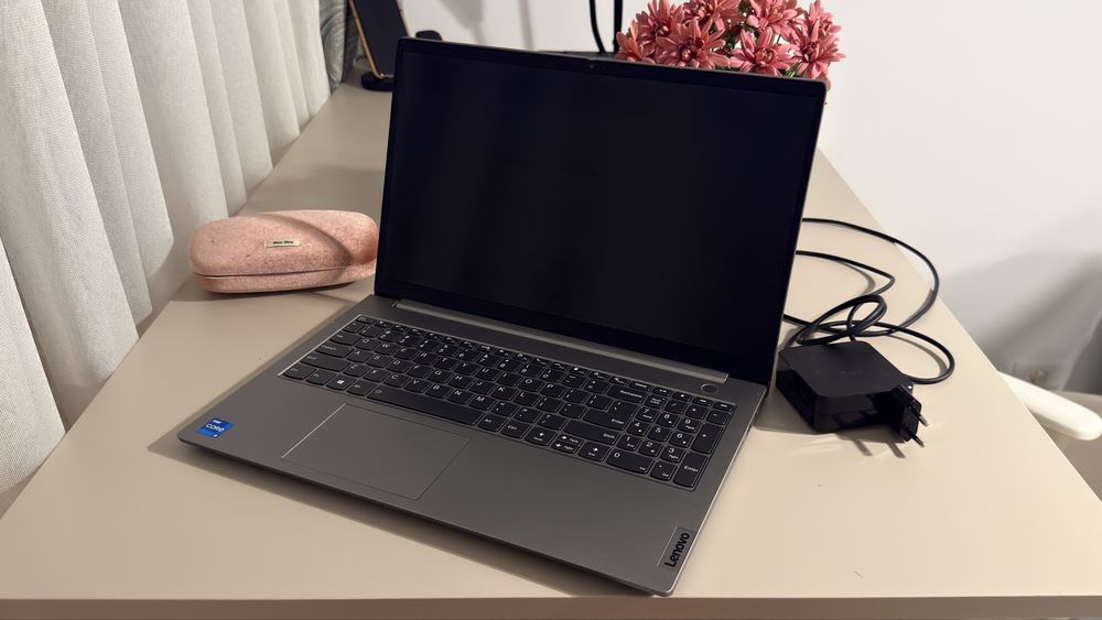Laptop Lenovo ThinkBook 15 G2, i5-11th, 15.6", Full HD,8GB,512 GB SSD