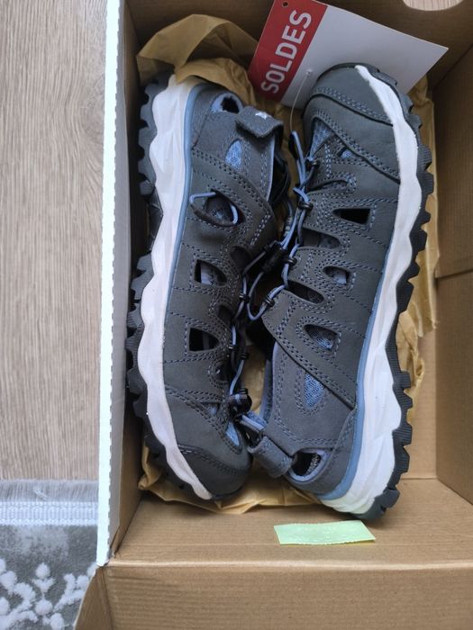 Meindl Нови оригинални дамски туристически сандали номер 39