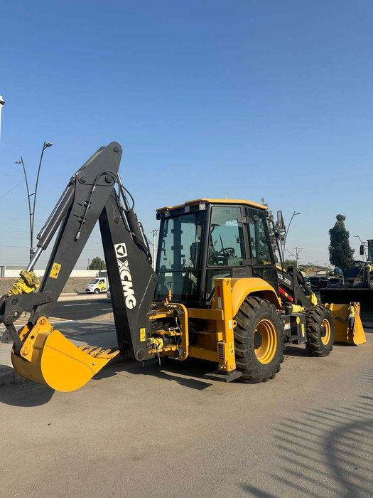 Экскаватор-погрузчик  XCMG XC8-S2570